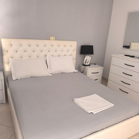 Marinela Apartment Σαράντα Εξωτερικό φωτογραφία